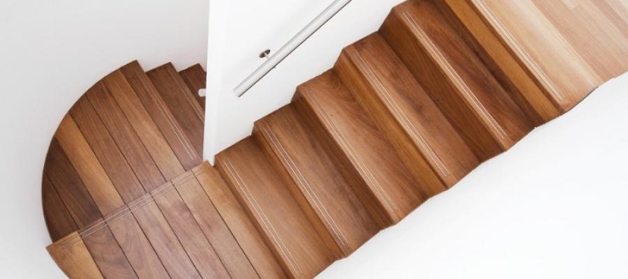 Fabrication et pose d'escalier en bois